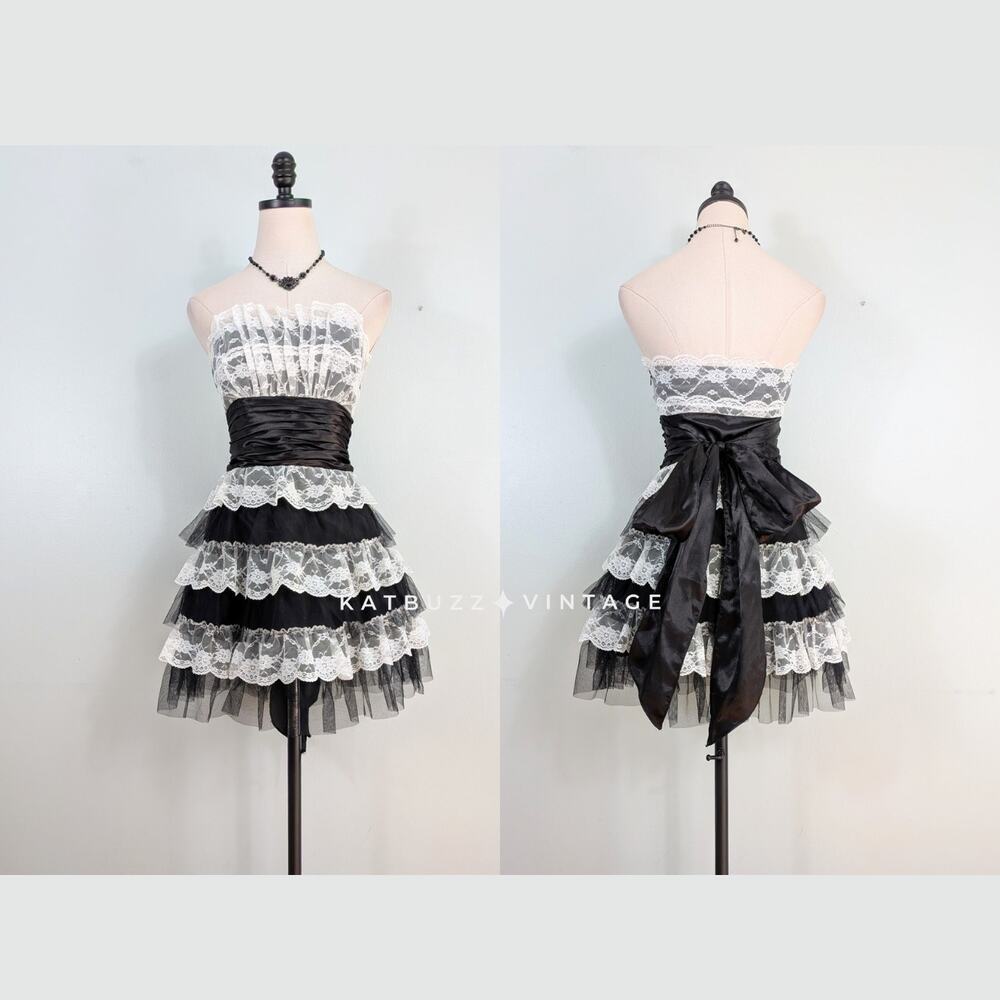 Y2K Prom Dress Mini Gown XS Black Cream Lace Ruffle Party Hoco Dance Retro Glam